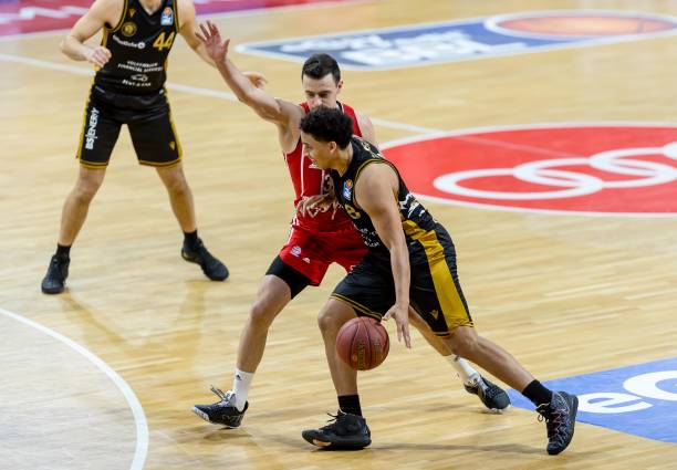 进攻球员创 进攻球员创