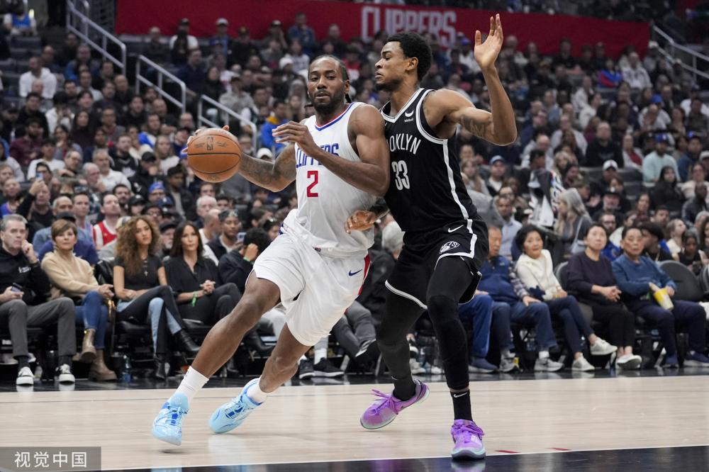 挥舞双拳怒 挥舞双拳怒