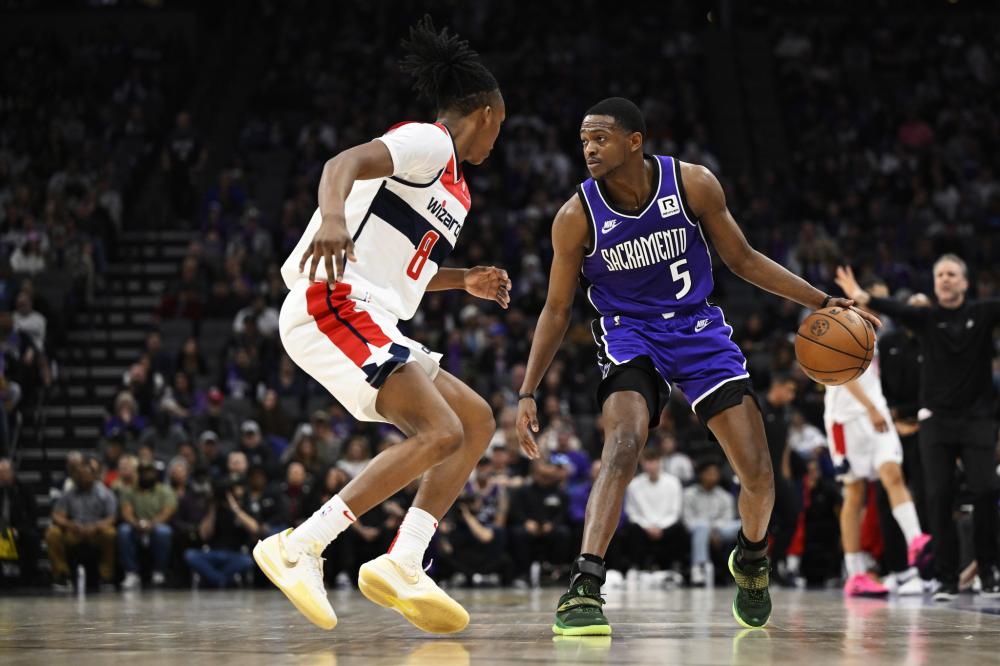 疑是其中的 疑是其中的