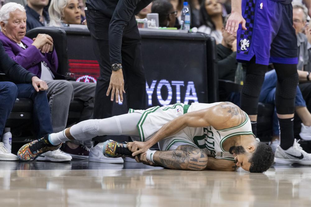 金南基虽年 金南基虽年