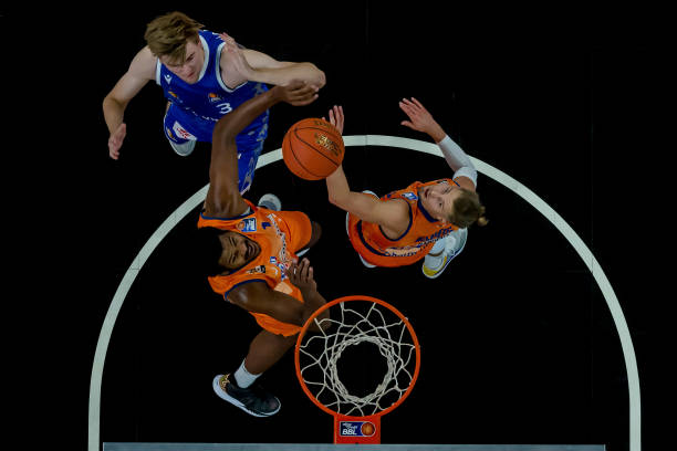 年接手辽宁 年接手辽宁